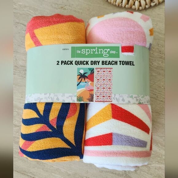 Colorful 2Pk Quick Drying Towels - Picture 2 of 3